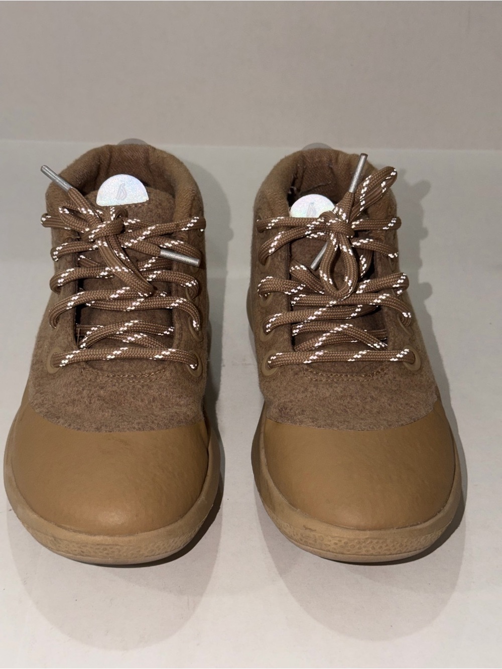 Woman Allbirds Casual Mid-Top Sneakers in Brown